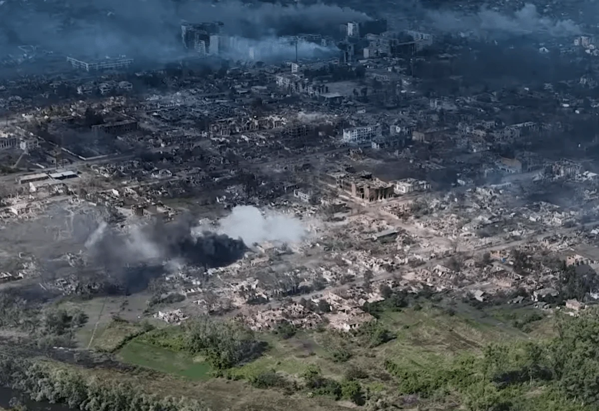 ЗСУ відбили частину вулиць у Вовчанську, - військовий