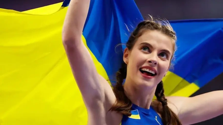Ярослава Магучіх виборола "золото" та перемогла 9 найсильніших стрибунок світу